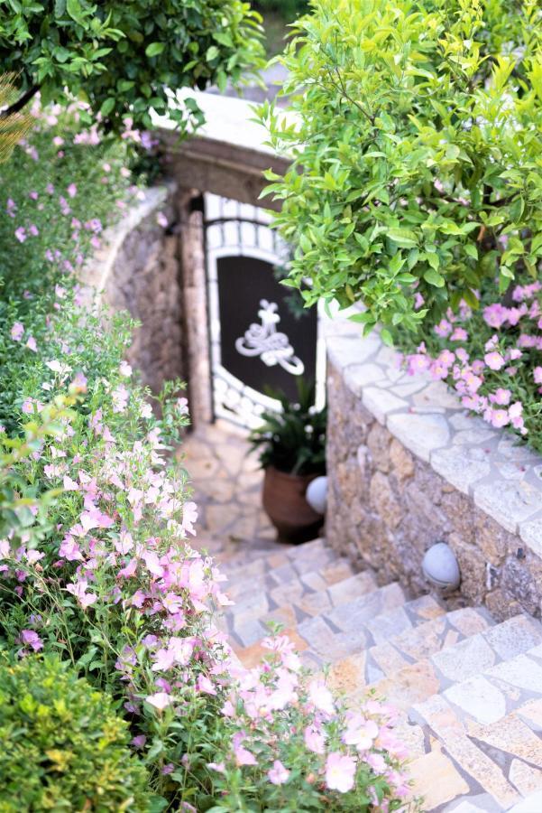 La Bella Vita - Luxury Holiday House Close To Corfu Town Potamós Buitenkant foto